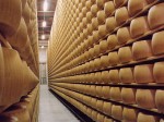 parmigiano-reggiano-magazzino